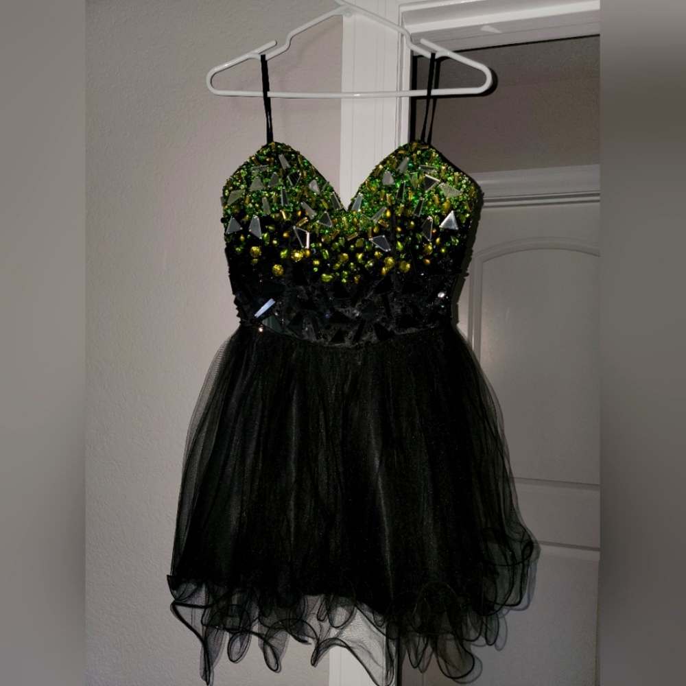 Prom/homecoming dress